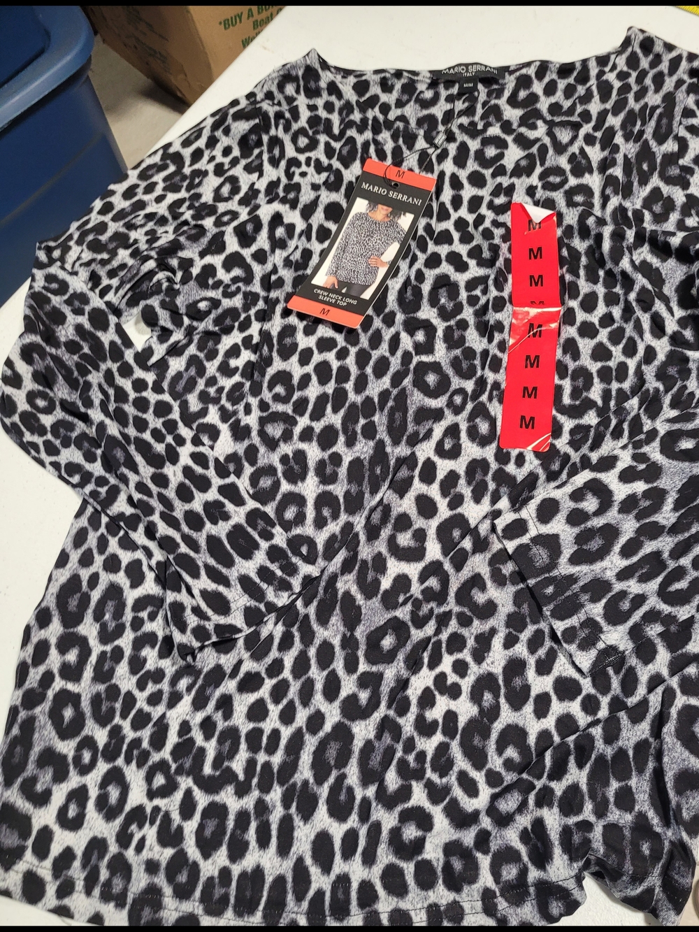 Mario Serrani Black & White Leopard-Print Long Sleeve Top - Picture 4 of 4